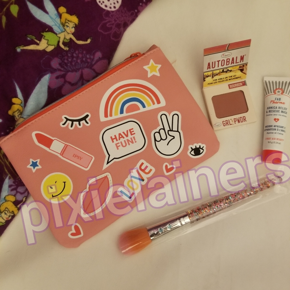 Brand New no Tags IPSY bag with 3 items!
